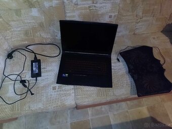 Herní notebook MSI Katana GF76 17.3" FHD - 9