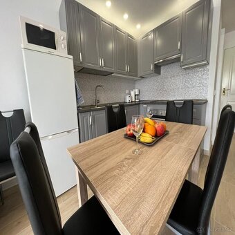 Útulný apartmán 2kk, s výhledem na oceán – Costa del Silenci - 9