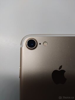 iPhone 7, 32 GB, zlatý - 9