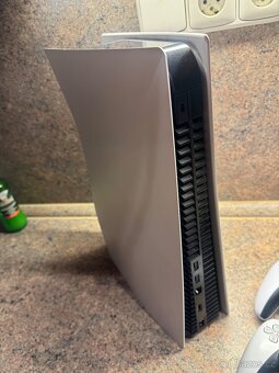 PlayStation 5 s mechanikou - 9