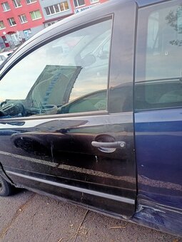 VW Fox 1,2i na dodělání nebo ND po ťukanci na bok, r.v 08 - 9