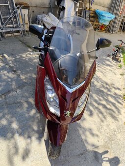 Peugeot 125 satelis 11 kW top stav - 9