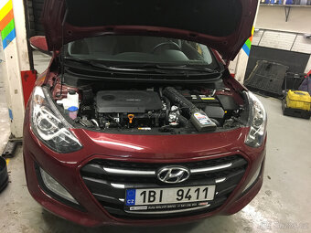 Hyundai i30 kombi 1.6 CRDi 81kW 39033 Km - 9