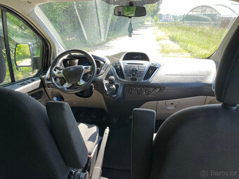 Ford Tourneo Custom 8 míst - 9