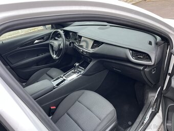 OPEL INSIGNIA SPORTS TOURER BUSINESS 1.5CDTI rv.2022 - 9
