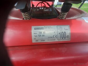 Zahradní traktor Mountfield TM 40. Dohoda V perf. stavu. - 9