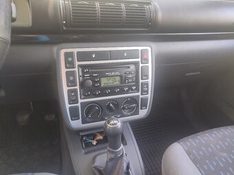 Ford Galaxy - 9