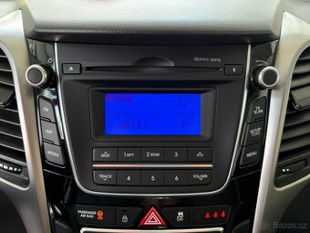 Hyundai i30 1.4 73 kW 1.majitel - 9