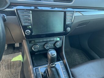 Škoda Superb 2016 4x4 140kw Laurin&Klement - 9