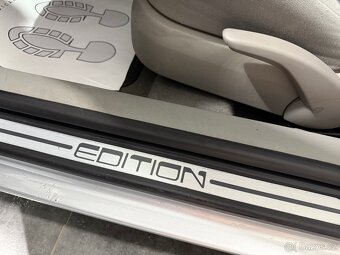 VOLKSWAGEN GOLF IV 2.0i EDITION WEBASTO ALU STK 4/2027 - 9
