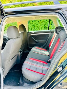VW Golf VI 6 variant 1.2 tsi Match dovoz rok 12/2012 - 9