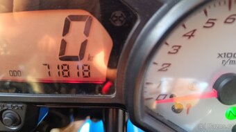 Yamaha FZ 8 S Fazer (2010) nádherný kousek - 9