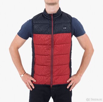 Prodej oblečení z prodejny. Likvidace - 9