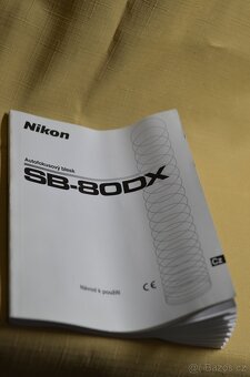 Nikon SB-80DX - 9