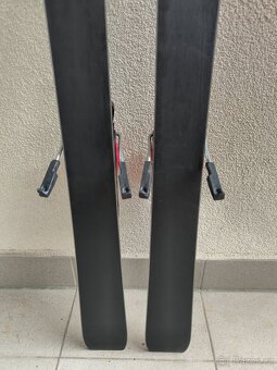 Sjezdové lyže Atomic Redster Piste Rocker, White - 9