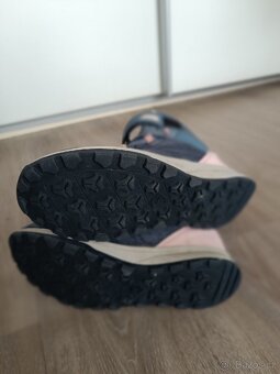 Dětské nepromokavé zimní boty, vel. 34, Quechua - 9