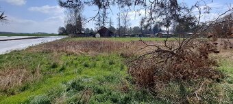Prodej stavebního pozemku 1267 m² Sadská 1 200 000 - 9
