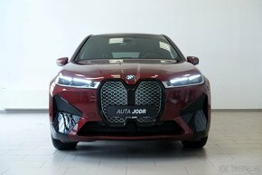 BMW iX xDrive 40, Záruka, Laser,Ventilace,HUD, tažné - 9