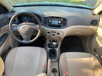 Hyundia Accent r. 2007 1,4/71kw - 9