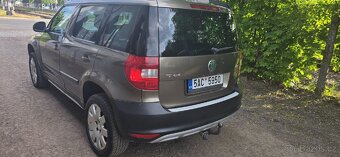 ŠKODA YETI 2.0TDI 4X4 81KW ROK-2011 - 9