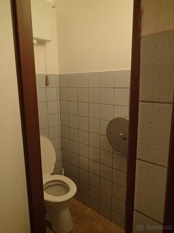 Pronájem skladových/výrobních prostor na Praze 5 - 9