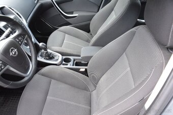 Opel Astra J Sports Tourer 2.0 CDTI, 118kW - 9