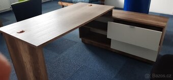 Prodám kancelářský nábytek sestavu - 9