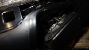 NISSAN JUKE F15 - PRAVÉ ZRCÁTKO - 9