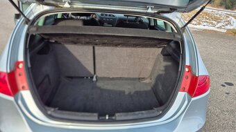 Seat Leon 1,6 nafta 77kw,2010,STK 9/27,servis - 9