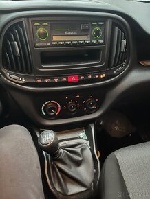 Fiat doblo Long 1,6 JTD 77kw ROK 2023 jen 8000km - 9