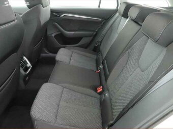 Skoda Octavia 1.4 TSI iV Style Automat ČR - 9