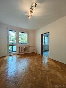 Prodej bytu 3+1 Vsetín – Ohrada - 9