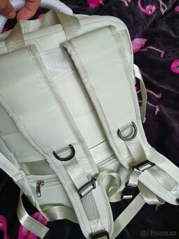 Batoh do letadla Ryanar 40x25x20 - 9