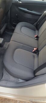 Škoda Fabia I benzín 1.2 5dv - 9