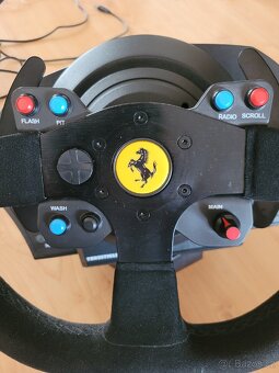 Thrustmaster T300 Ferrari Racing Wheel + TH8S Shifter - 9