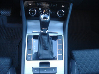 Škoda Superb 2.0 TDi DSG NAVI SPORTLINE - 9