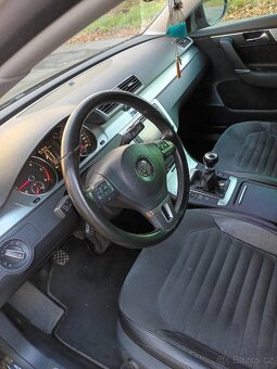 VW PASSAT B7 2.0 TDI - 9