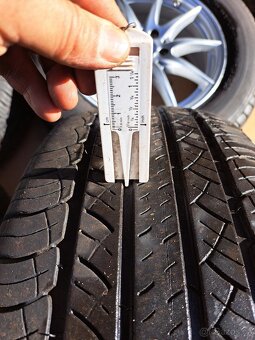 ALU litá hliníková kola Mercedes 5x112x66,6 ET53 7,5Jx17H2 - 9