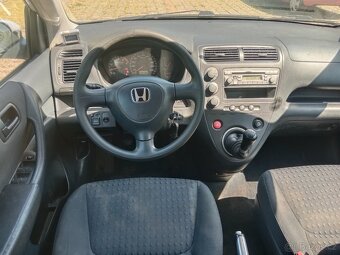 Prodám osobní automobil Honda Civic 1.6 hatchback 5-ti dveř. - 9
