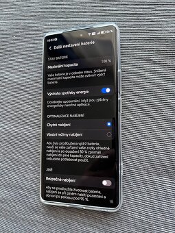 Prodám HONOR Magic7 Lite 8GB/256GB Black - 9