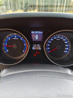 Hyundai i30 kombi, 1.6 CRDi 81 kw - 9