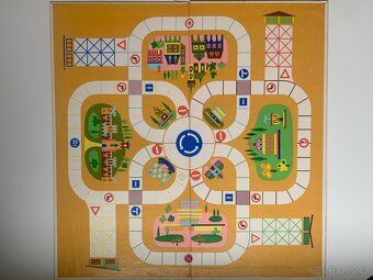 Retro hra Šťastnou cestu - 9