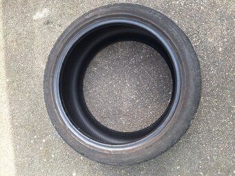 245/40 R19 letní pneu - 9