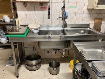 Vybavení Restaurace konvektomaty atd. - 9
