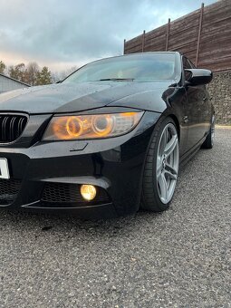 BMW E91 LCI xDrive 320d - 9