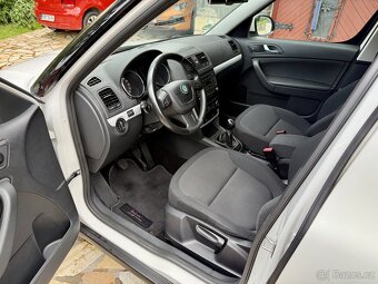 Škoda Yeti,  2.0 TDI 103KW 4X4 ROZVODY 2 x sada kol - 9