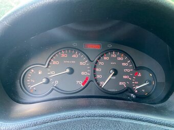 Prodám Peugeot 206 1.1 i - 9