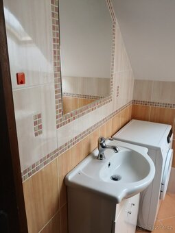 Pronájem bytu 2+kk Dvůr Králové nad Labem - 9