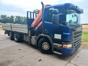 Scania P280 6x2 s rukou - 9