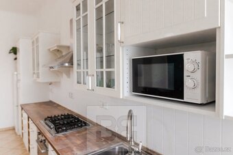 Prodej prostorného apartmánového bytu 4+kk v centru Brna - 9